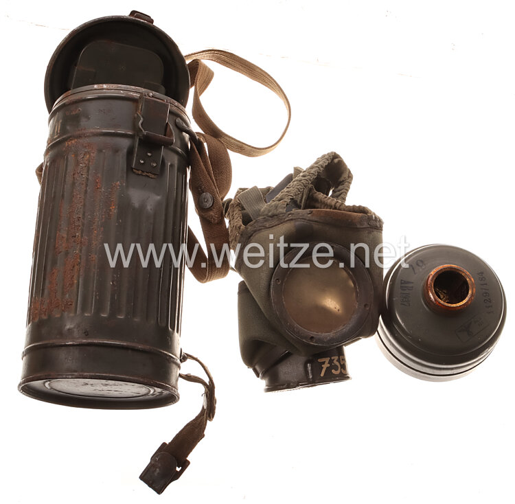 Wehrmacht Gasmaske M30 und Tornister  Bild 2
