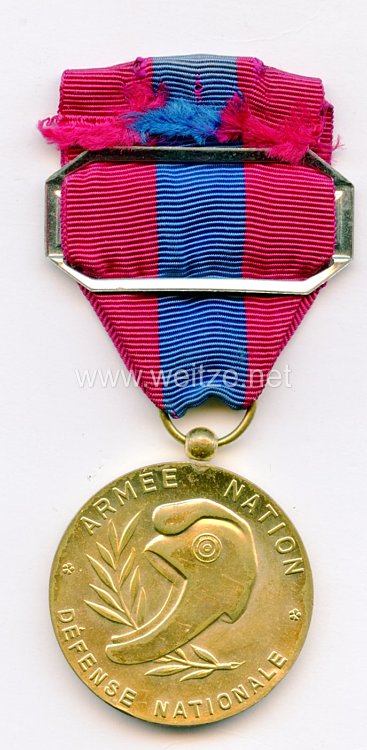 Frankreich "Médaille de la Défense nationale" mit Spange Bild 2