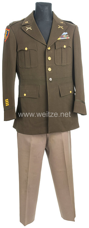 USA Occupation of Germany: Winter Service Uniform for a US Army Infantry Captain of the Berlin Brigade ( German tailored )  Bild 2