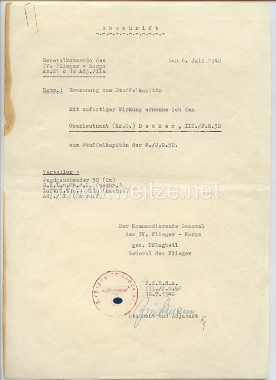 Luftwaffe - Dokumenten- und Fotogruppe für den Deutschen Kreuz in Gold Träger Oberleutnant Otto Decker der 8./Jagdgeschwader 52 Bild 2