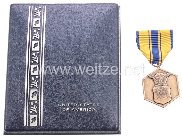 USA - Air Force Military Merit Medal in Case with Lapel Pin and Ribbon Bar  Bild 2