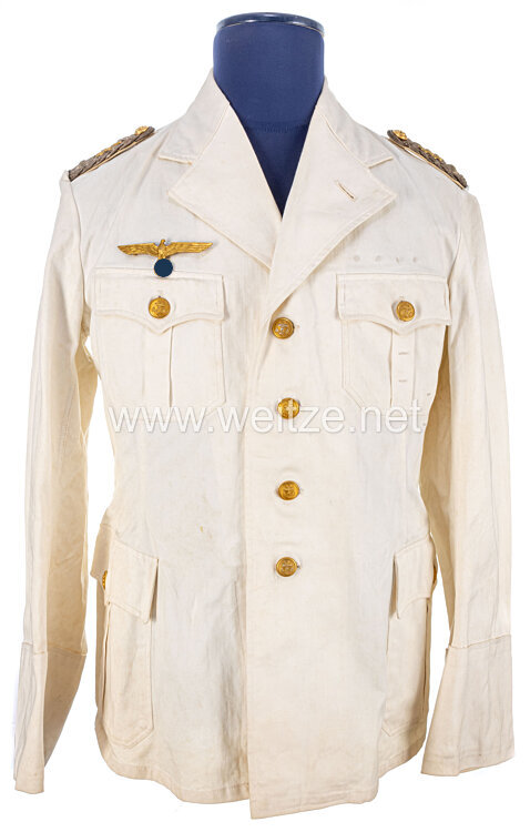 Kriegsmarine weiße Jacke für einen Geschwaderarzt Bild 2